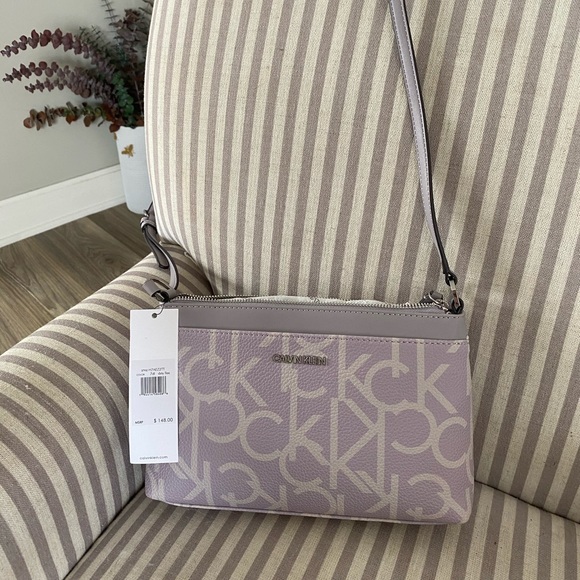 Calvin Klein Crossbody Purse - Picture 2 of 4